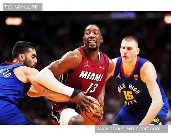 阿德巴约九年媒体日变化难以辨识年份让人困惑