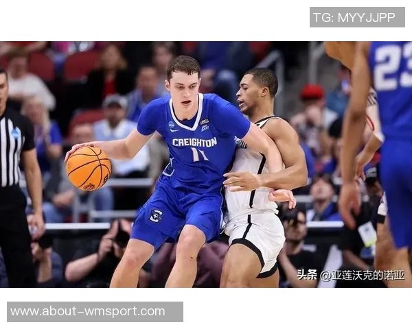 黄蜂主帅称赞卡尔克布伦纳的球商与潜力早已预见其影响力