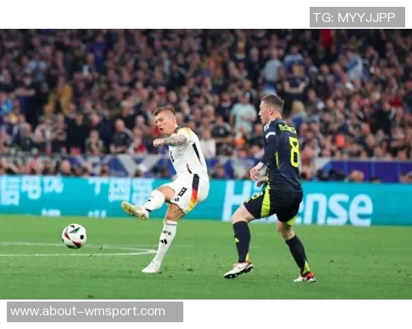 于帕回忆童年踢前锋经历期待在世界杯前明确未来发展方向